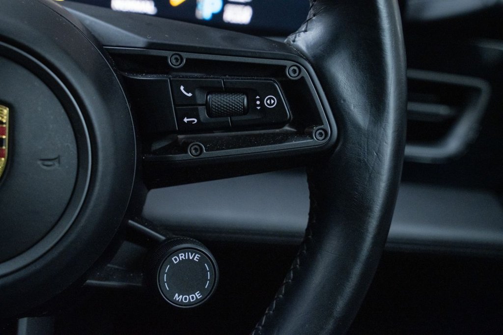 Used Porsche Taycan 2022 for sale - 77621599: Photo 23