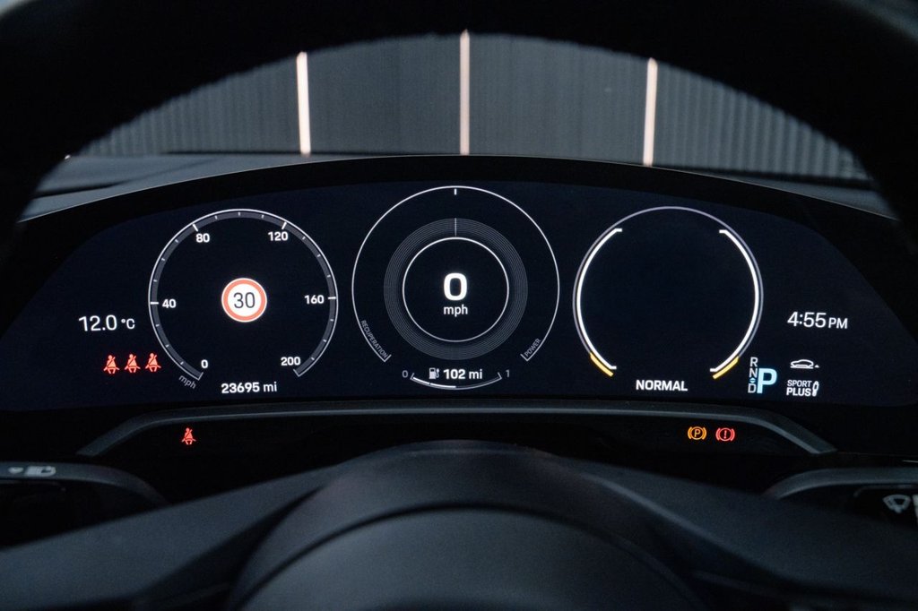 Used Porsche Taycan 2022 for sale - 77621599: Photo 24