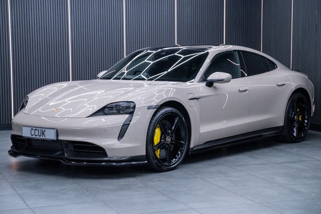 Used Porsche Taycan 2022 for sale - 77621599: Photo 3