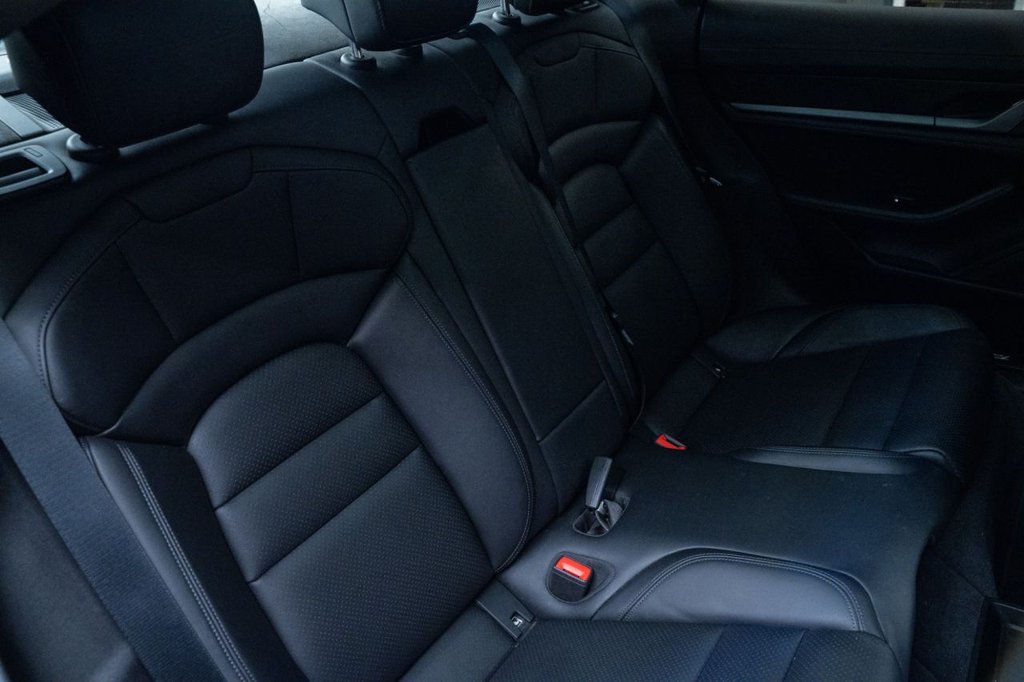 Used Porsche Taycan 2022 for sale - 77621599: Photo 33