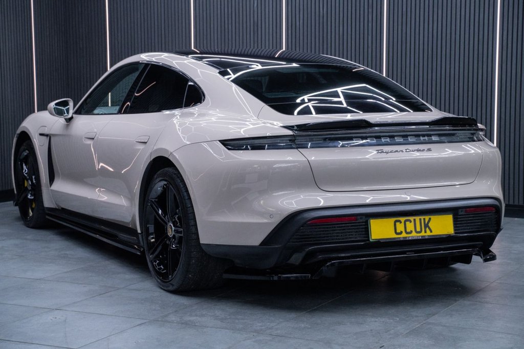 Used Porsche Taycan 2022 for sale - 77621599: Photo 7