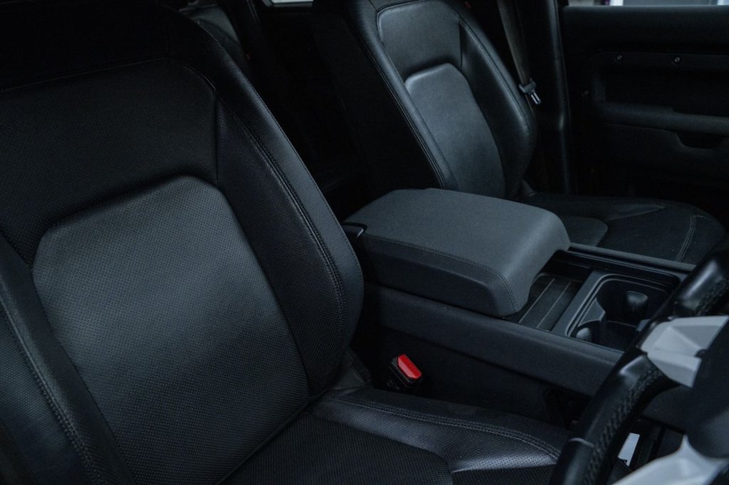 Used Land Rover Defender 2022 for sale - 77369947: Photo 16