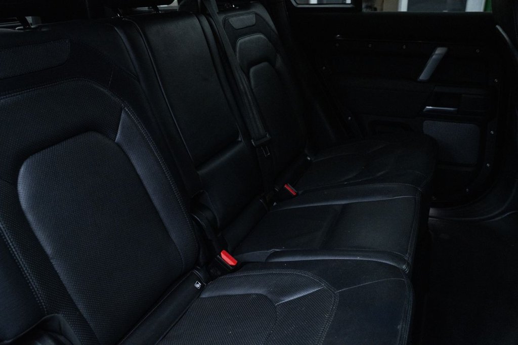Used Land Rover Defender 2022 for sale - 77369947: Photo 34