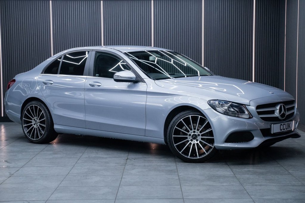 Used Mercedes-Benz C Class 2016 for sale - 76617475: Photo 1