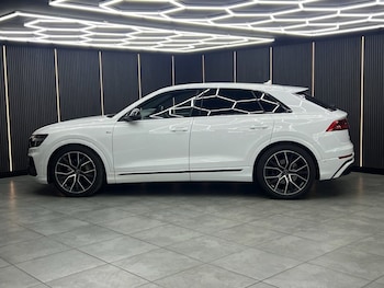 Used Audi Q8 2022 for sale - 77302703: Photo