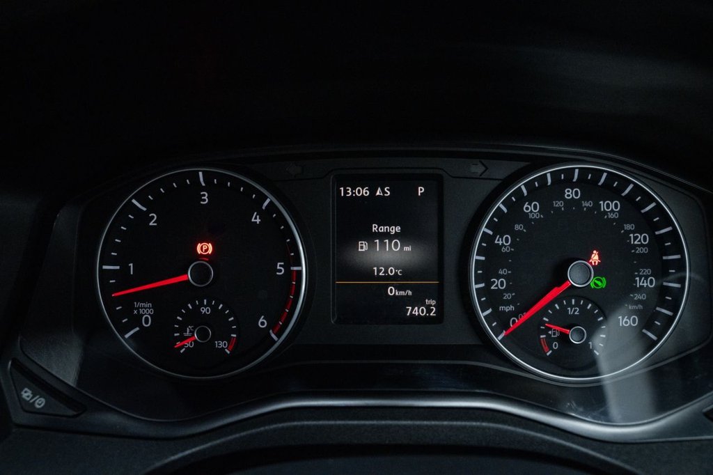 Used Volkswagen Amarok 2018 for sale - 78029908: Photo 24