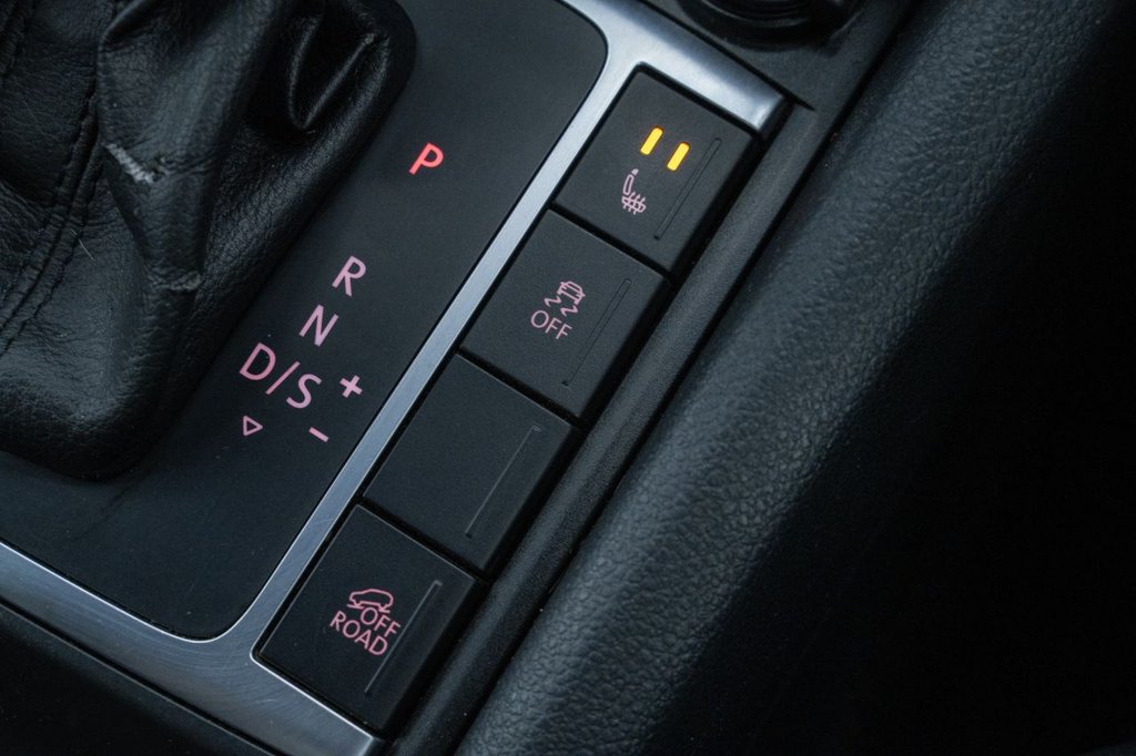 Used Volkswagen Amarok 2018 for sale - 78029908: Photo 27