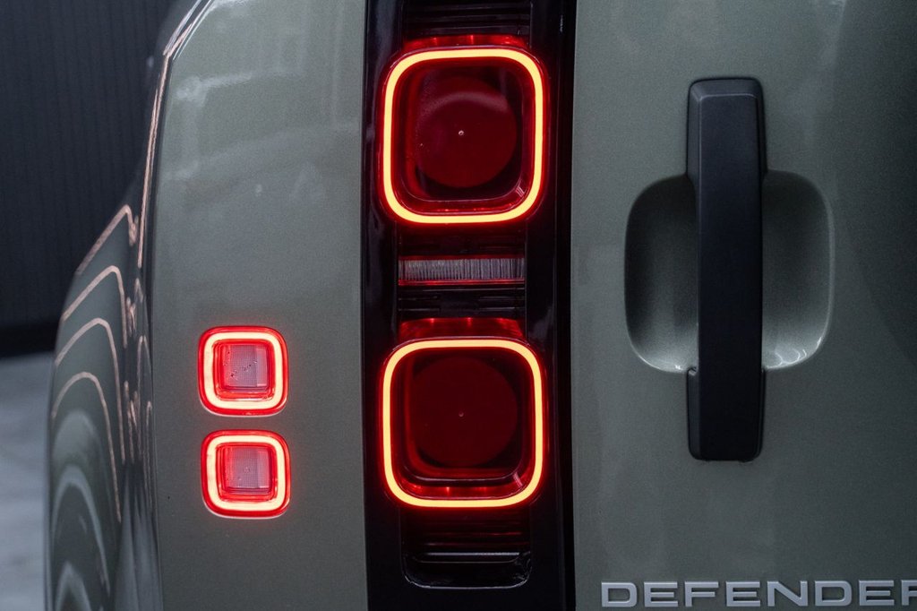 Used Land Rover Defender 2020 for sale - 77451911: Photo 10