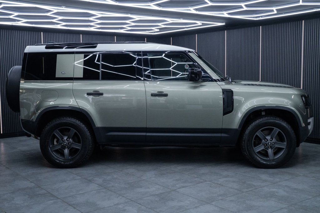 Used Land Rover Defender 2020 for sale - 77451911: Photo 11