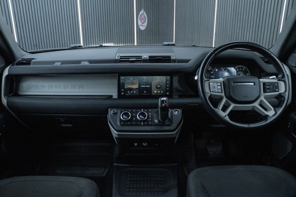 Used Land Rover Defender 2020 for sale - 77451911: Photo 13