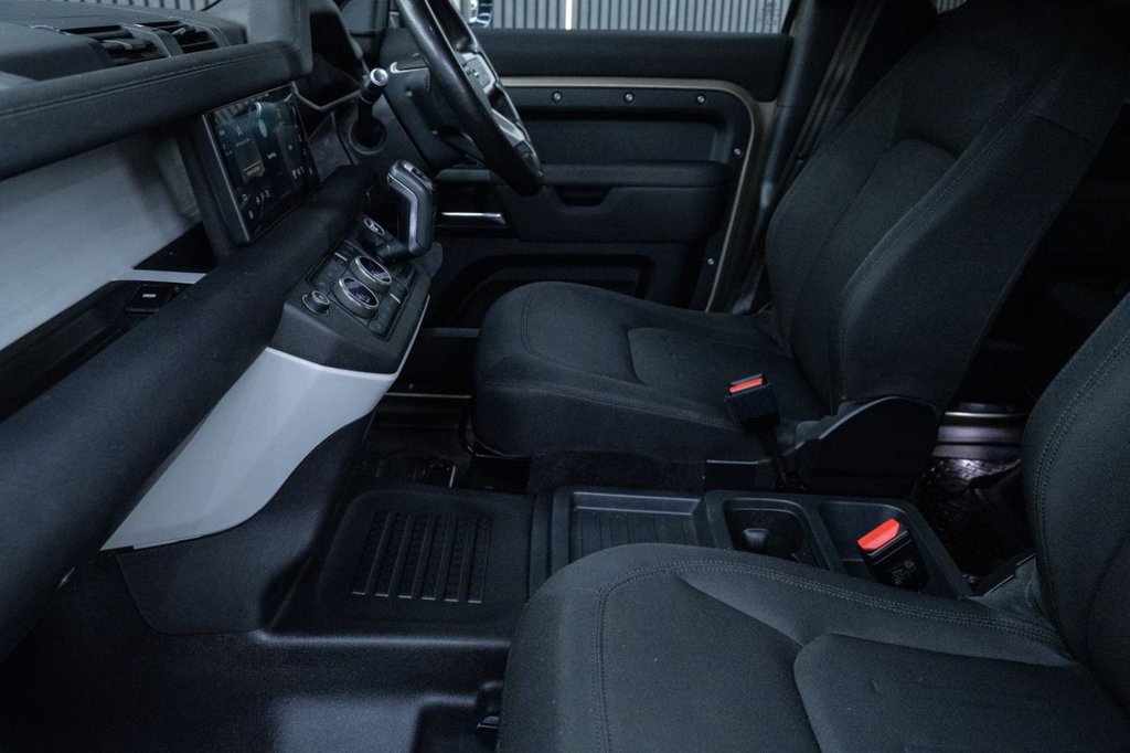 Used Land Rover Defender 2020 for sale - 77451911: Photo 31