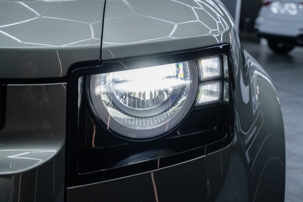 Used Land Rover Defender 2020 for sale - 77451911: Photo 4