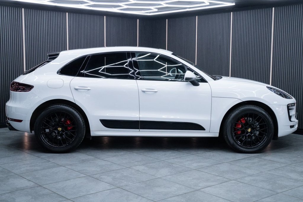 Used Porsche Macan 2016 for sale - 76203530: Photo 12