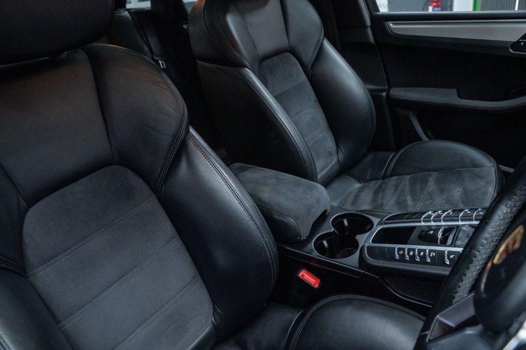 Used Porsche Macan 2016 for sale - 76203530: Photo 15