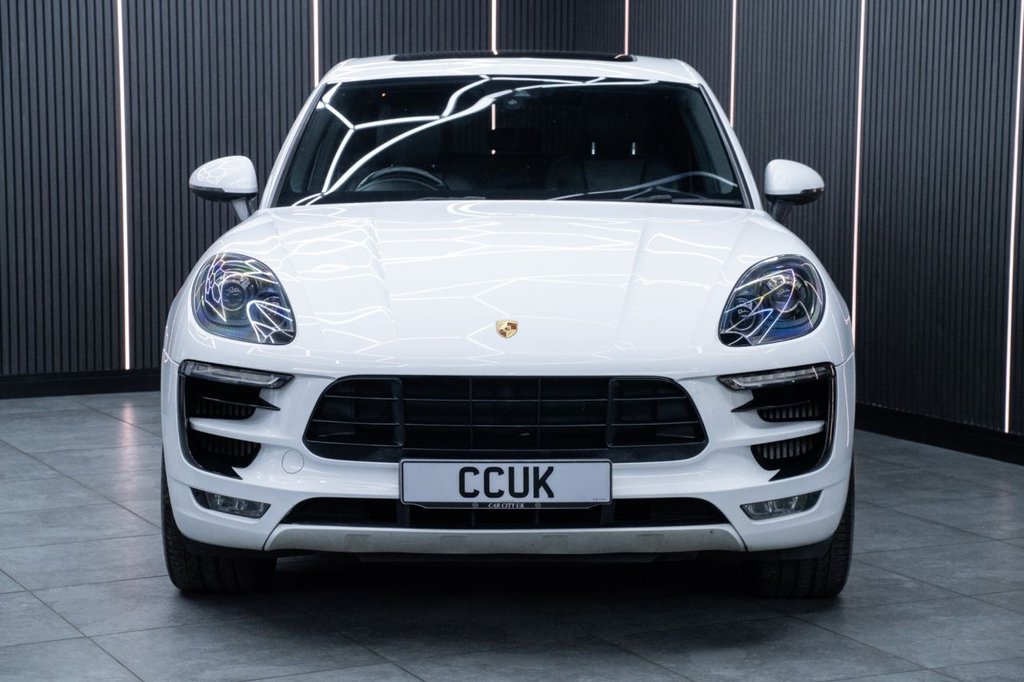 Used Porsche Macan 2016 for sale - 76203530: Photo 2