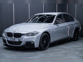 Used BMW 3 Series 2017 for sale - 77171984: Photo