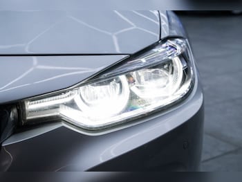 Used BMW 3 Series 2017 for sale - 77171984: Photo