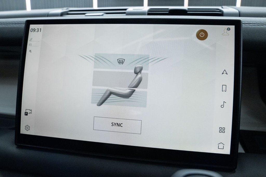 Used Land Rover Defender 2025 for sale - 76985726: Photo 34