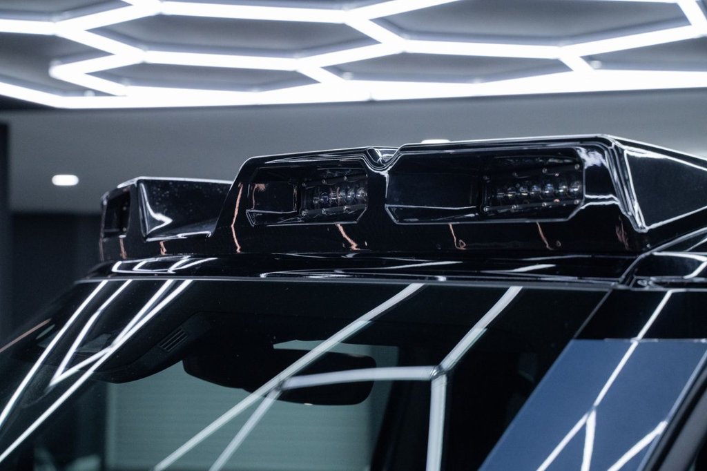 Used Land Rover Defender 2025 for sale - 76985726: Photo 4