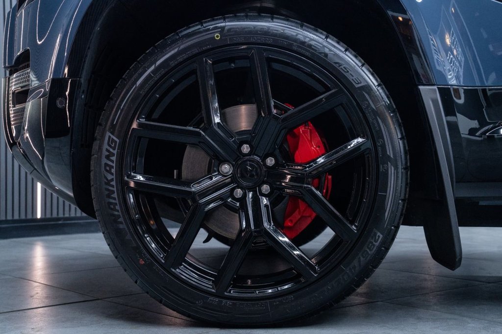 Used Land Rover Defender 2025 for sale - 76985726: Photo 9