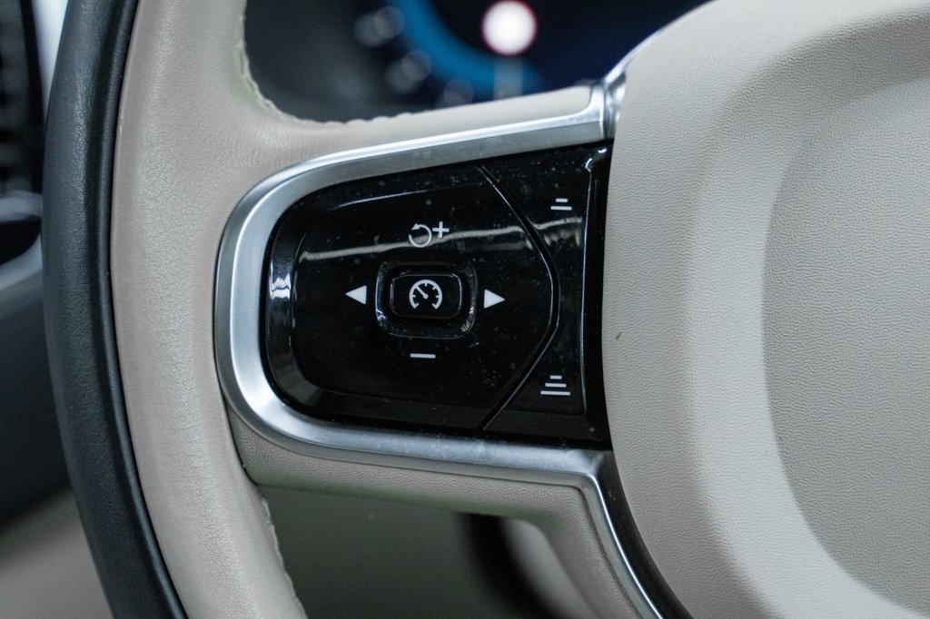 Used Volvo XC90 2023 for sale - 77370183: Photo 22