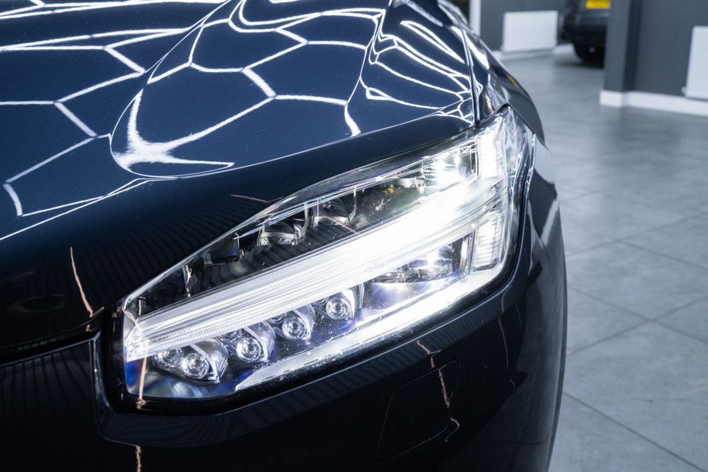 Used Volvo XC90 2023 for sale - 77370183: Photo 4