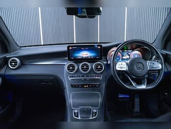 Used Mercedes-Benz GLC 2020 for sale - 79599384: Photo