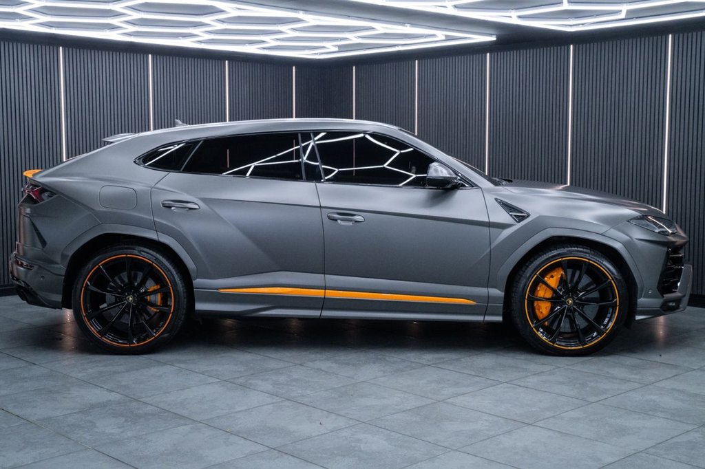 Used Lamborghini Urus 2022 for sale - 76345636: Photo 12