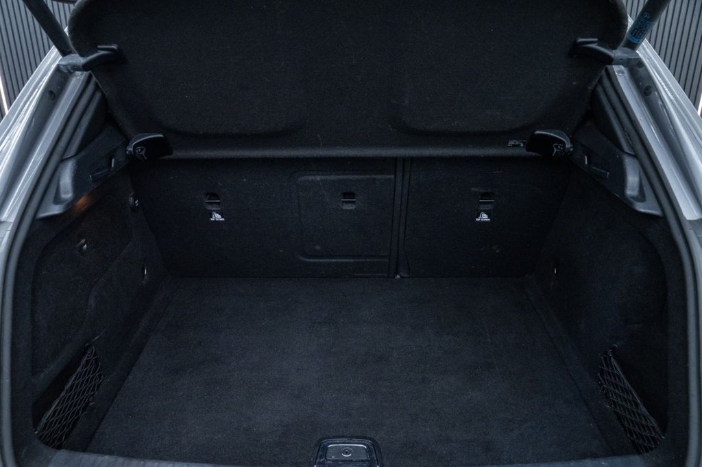 Used Mercedes-Benz GLA 2018 for sale - 76509550: Photo 35