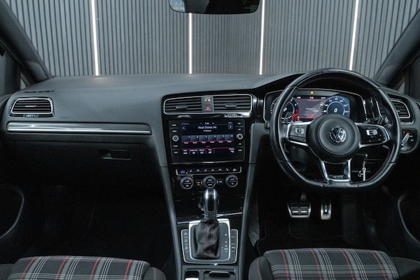 Used Volkswagen Golf 2018 for sale - 76147754: Photo 13