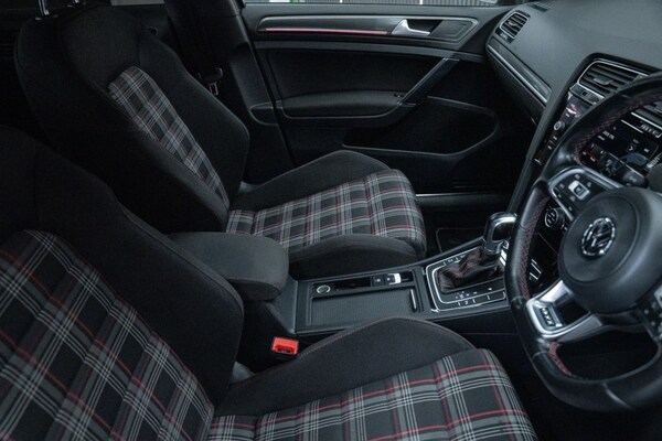 Used Volkswagen Golf 2018 for sale - 76147754: Photo 14