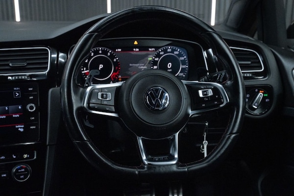 Used Volkswagen Golf 2018 for sale - 76147754: Photo 21