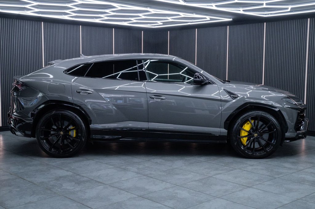 Used Lamborghini Urus 2022 for sale - 76132304: Photo 12