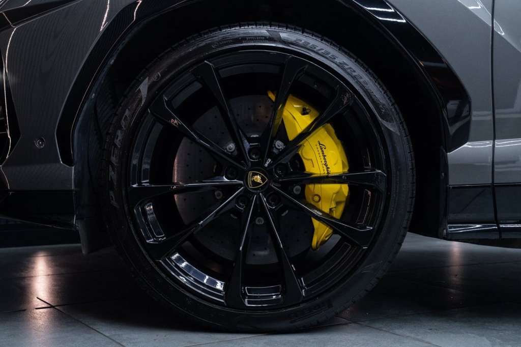 Used Lamborghini Urus 2022 for sale - 76132304: Photo 5