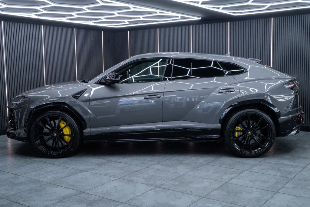 Used Lamborghini Urus 2022 for sale - 76132304: Photo 6