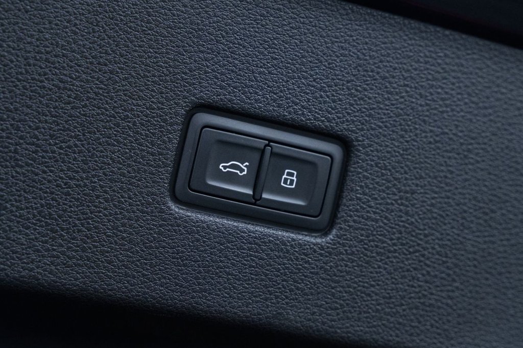Used Audi SQ8 2019 for sale - 76147965: Photo 41