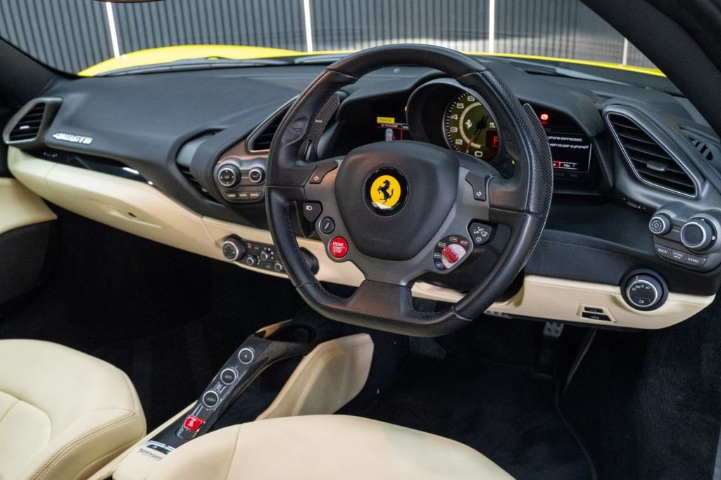 Used Ferrari 488 2017 for sale - 78181880: Photo 19