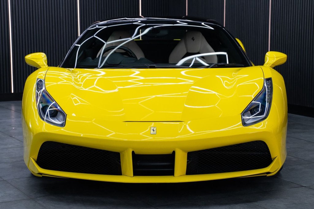 Used Ferrari 488 2017 for sale - 78181880: Photo 2