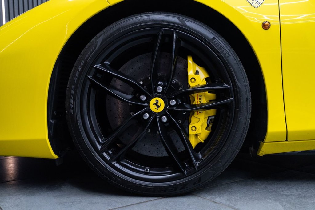 Used Ferrari 488 2017 for sale - 78181880: Photo 5