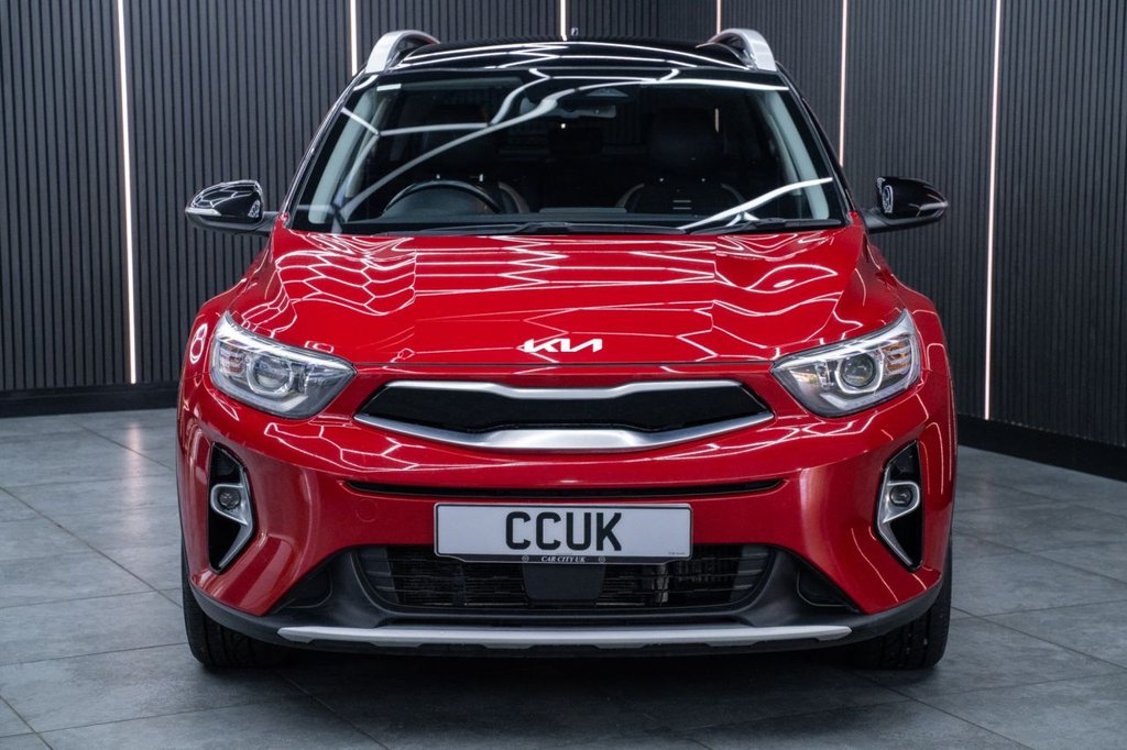 Used Kia Stonic 2022 for sale - 76210705: Photo 2