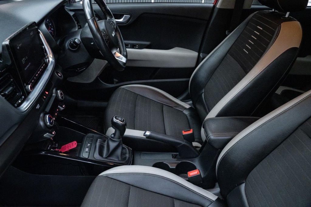 Used Kia Stonic 2022 for sale - 76210705: Photo 28