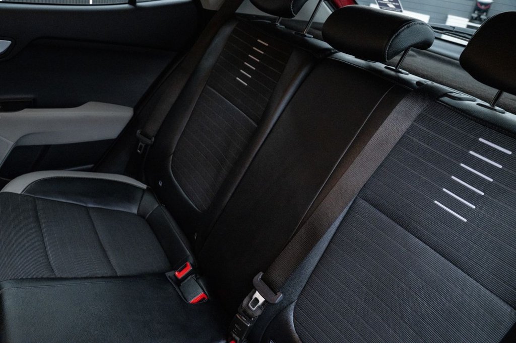 Used Kia Stonic 2022 for sale - 76210705: Photo 30