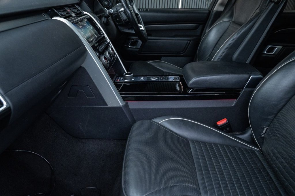 Used Land Rover Discovery 2020 for sale - 76546958: Photo 32