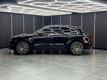 Used Porsche Macan 2017 for sale - 75312570: Photo