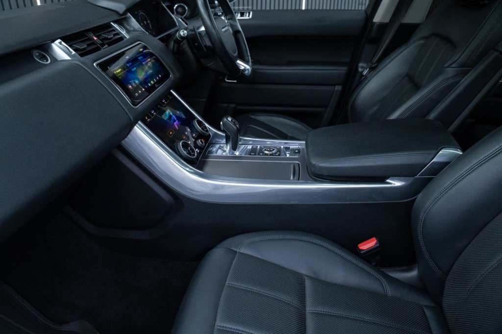 Used Land Rover Range Rover Sport 2019 for sale - 77250382: Photo 32