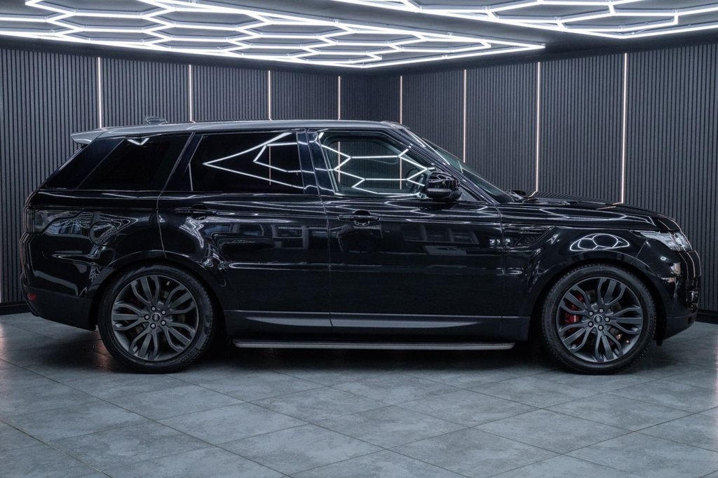 Used Land Rover Range Rover Sport 2017 for sale - 76454184: Photo 11