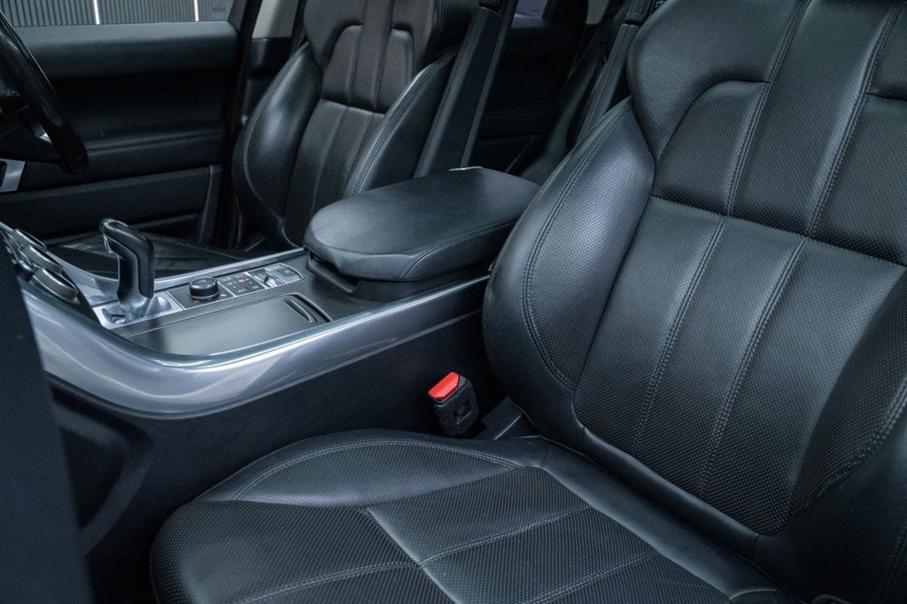Used Land Rover Range Rover Sport 2017 for sale - 76454184: Photo 33