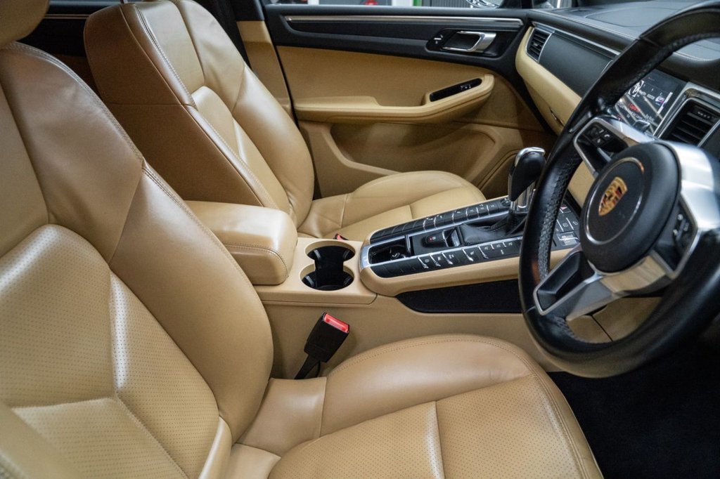 Used Porsche Macan 2018 for sale - 77072413: Photo 14