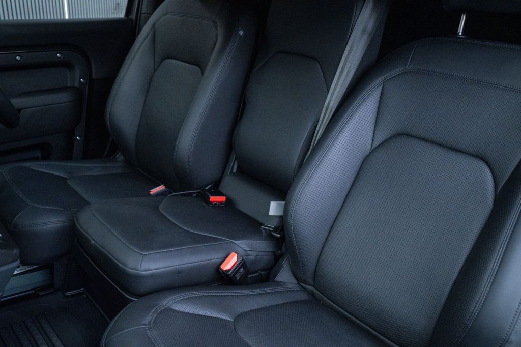 Used Land Rover Defender 2025 for sale - 77806550: Photo 30