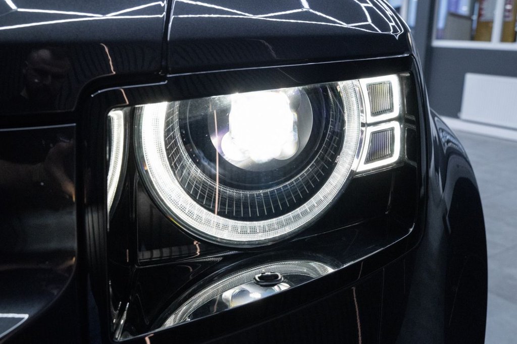 Used Land Rover Defender 2025 for sale - 77806550: Photo 4